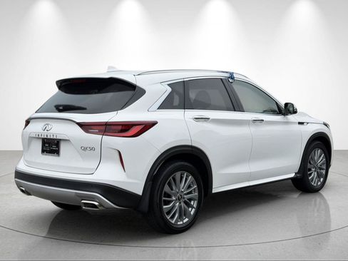 Used 2024 INFINITI QX50 Luxe w/ Cargo Package FWD image 5