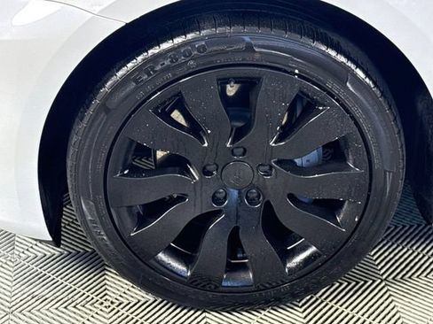 Used 2023 Tesla Model 3 Standard Range RWD image 15