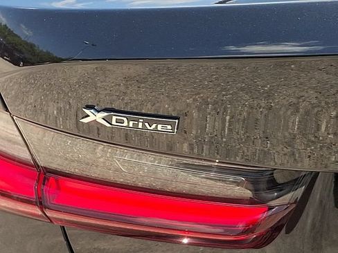 Used 2022 BMW 330i xDrive Sedan w/ Driving Assistance Package AWD/4WD image 36