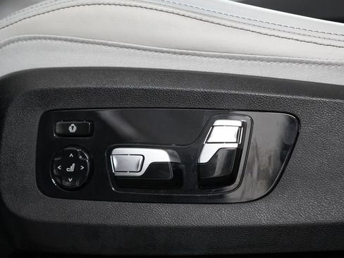 Used 2025 BMW X5 M60i w/ Executive Package AWD/4WD image 19
