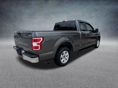 Used 2018 Ford F150 XLT RWD image 4