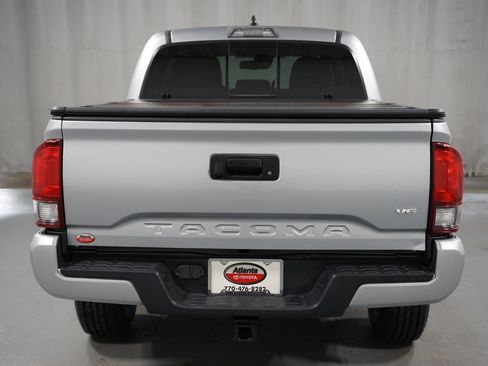 Used 2023 Toyota Tacoma SR5 w/ Technology Package RWD image 7