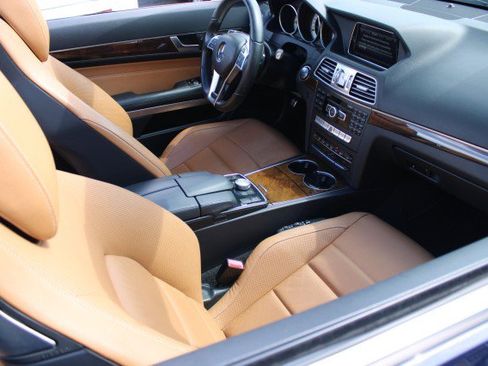 Used 2015 Mercedes-Benz E 550 Cabriolet image 11