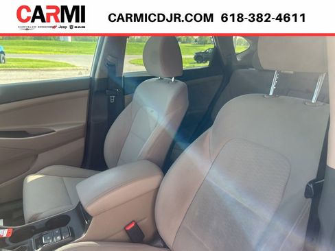 Used 2019 Hyundai Tucson Value FWD image 8