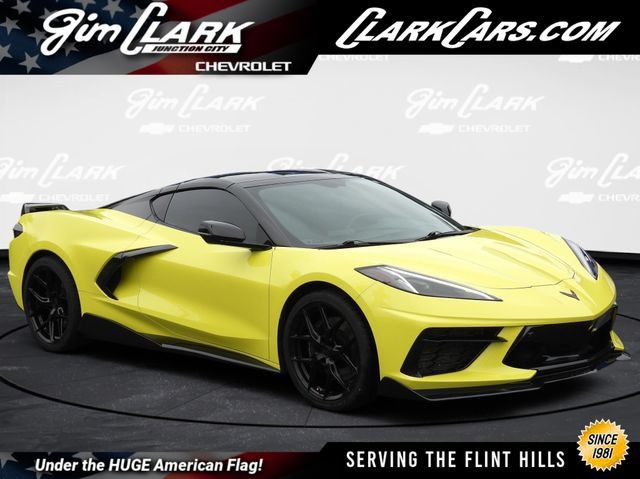 Used 2020 Chevrolet Corvette Stingray Preferred Cpe w/ 2LT Preferred Equipment Group RWD image 1