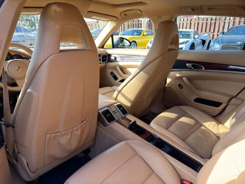 Used 2011 Porsche Panamera 4 image 12