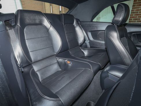 Used 2021 Ford Mustang GT Premium RWD image 29