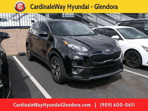 Used 2021 Kia Sportage LX image 1