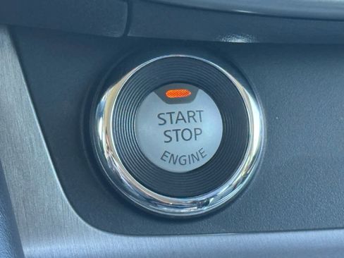 Certified 2023 Nissan Murano SV w/ SV Midnight Edition Package image 29