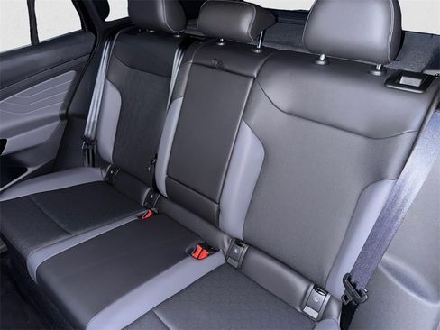 Certified 2023 Volkswagen ID.4 S image 13