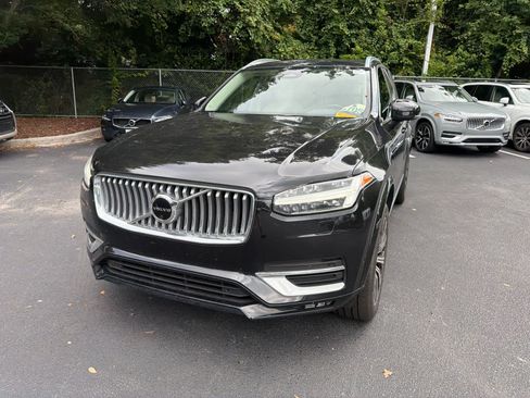 Used 2023 Volvo XC90 B5 Plus AWD/4WD image 7