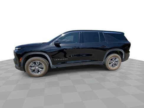 Used 2024 Chevrolet Traverse LS AWD/4WD image 7