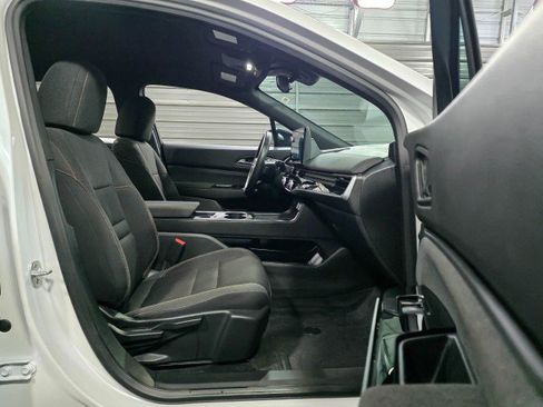 Used 2024 Honda Prologue EX image 14