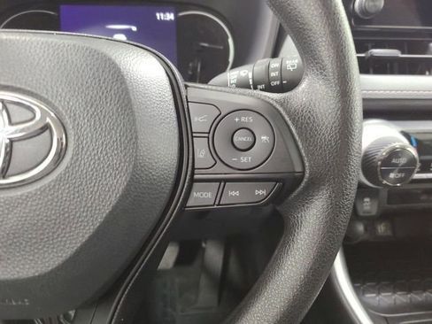Certified 2023 Toyota RAV4 XLE AWD/4WD image 25