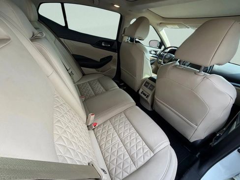 Used 2022 Nissan Maxima Platinum w/ Sport Mat Group image 14