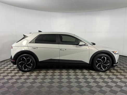 Used 2024 Hyundai Ioniq 5 SEL RWD image 5