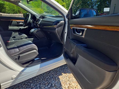 Used 2021 Honda CR-V EX image 27