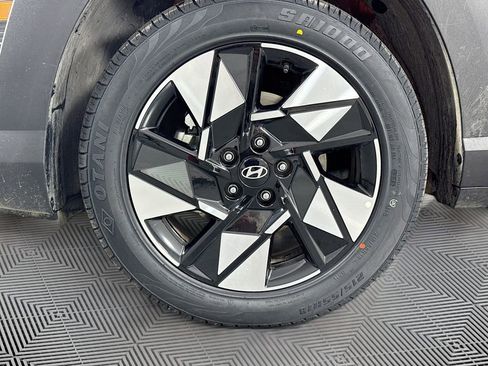 Used 2025 Hyundai Kona SEL image 32