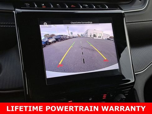 Used 2024 Jeep Grand Cherokee Altitude image 19