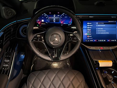 New 2027 Mercedes-Benz S 580 4MATIC Sedan image 13