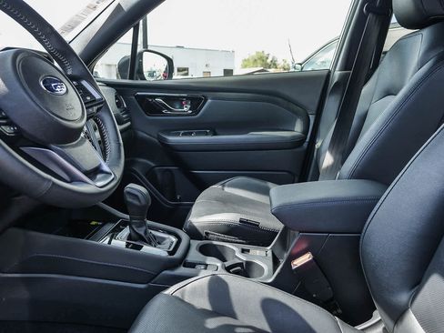 Certified 2025 Subaru Forester Limited image 13