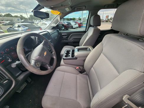 Used 2018 Chevrolet Silverado 1500 Custom w/ Custom Convenience Package image 13