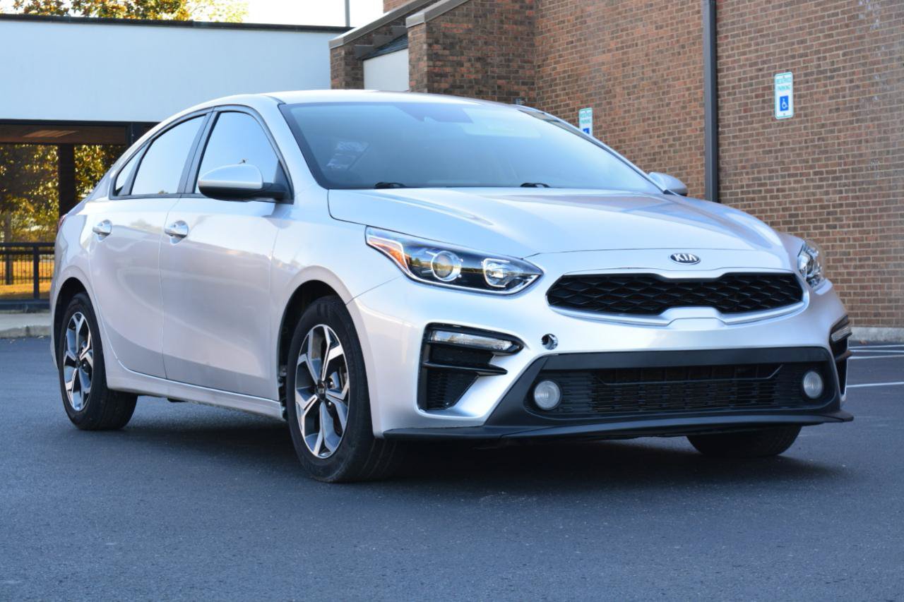 Used 2021 Kia Forte LXS FWD image 2