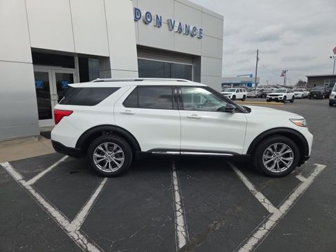 Used 2022 Ford Explorer Limited w/ Equipment Group 301A image 5