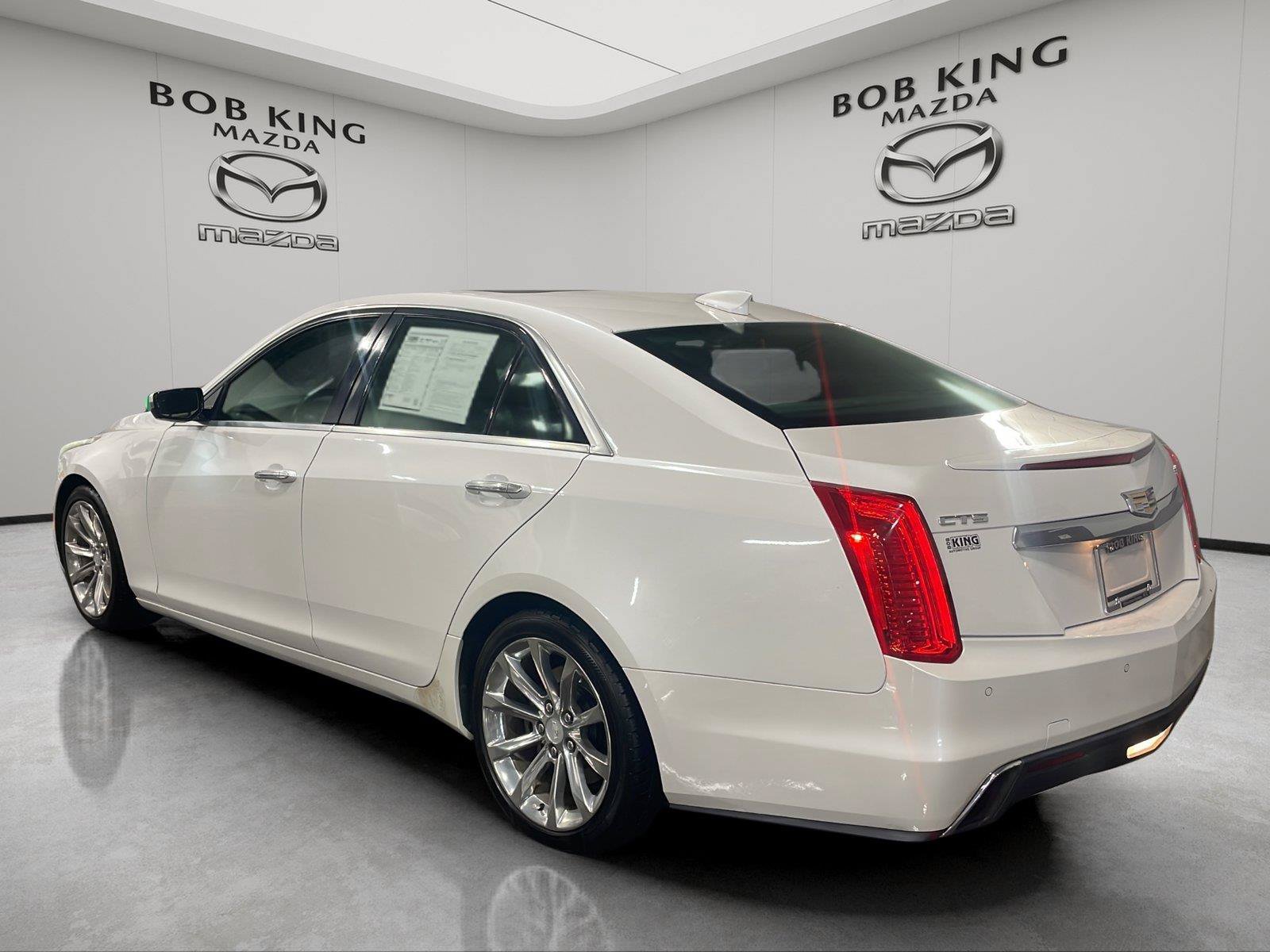 Used 2017 Cadillac CTS Luxury RWD image 3