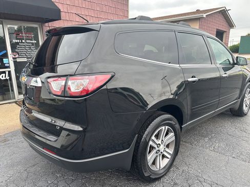 Used 2017 Chevrolet Traverse LT AWD/4WD image 5