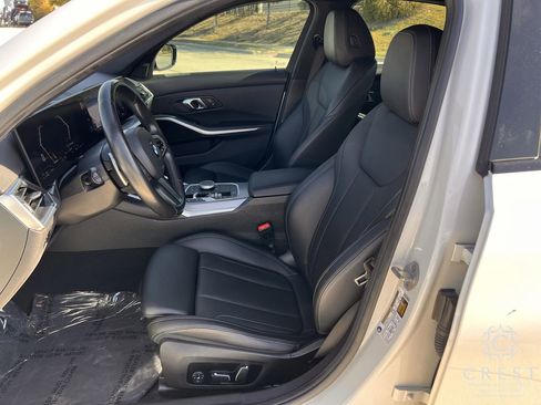 Used 2024 BMW 330i image 23