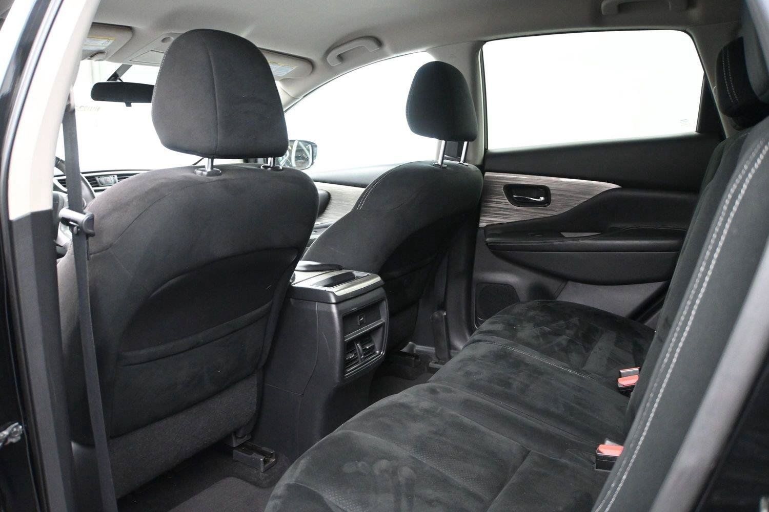 Used 2016 Nissan Murano SV AWD/4WD image 11