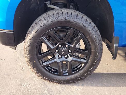 Used 2022 Chevrolet Silverado 1500 LT Trail Boss w/ Protection Package AWD/4WD image 14