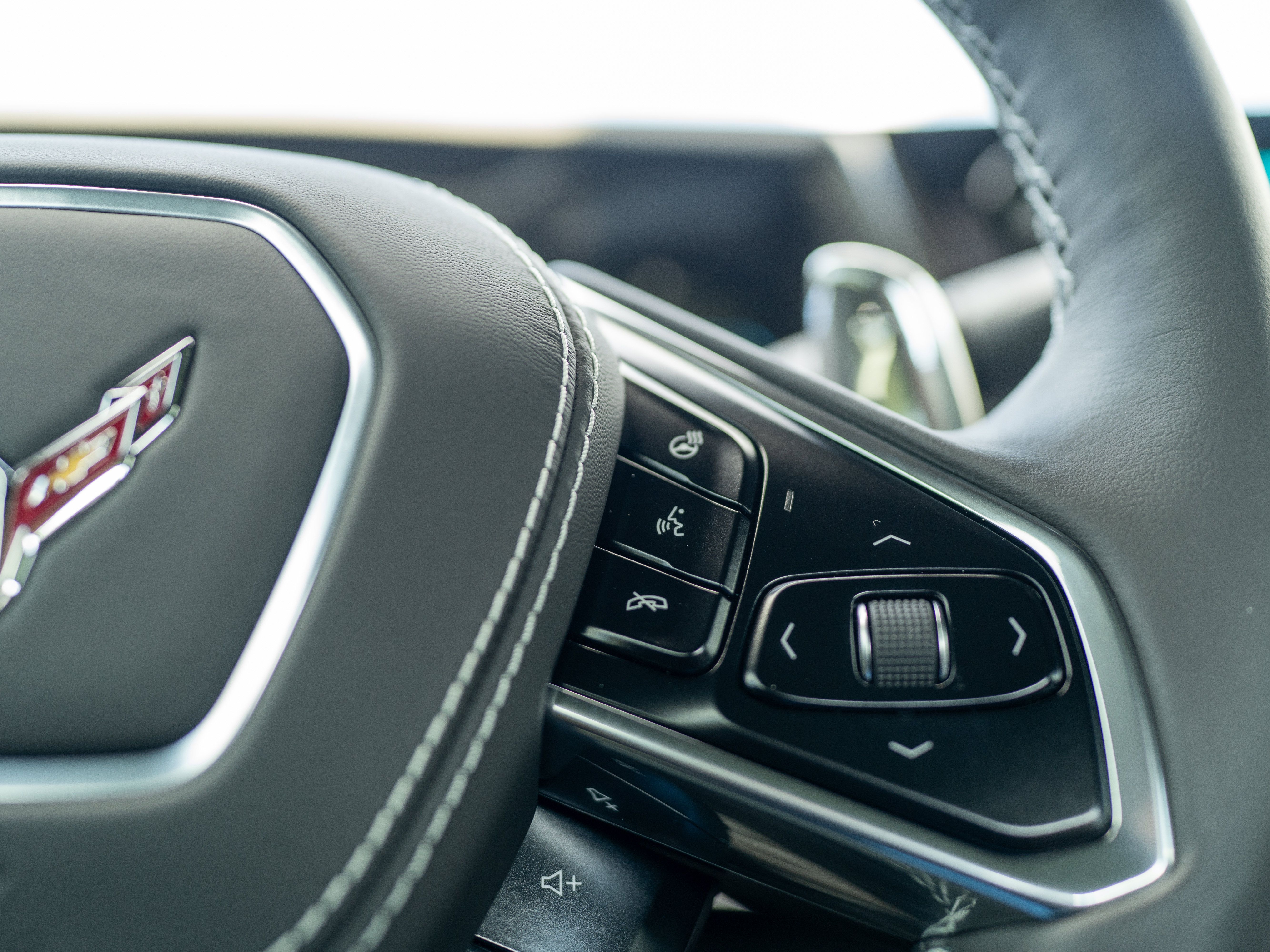 Used 2027 Chevrolet Corvette Stingray Convertible w/ Stealth Interior Trim Package RWD image 21