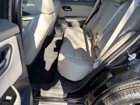 New 2026 Nissan Rogue SV image 30