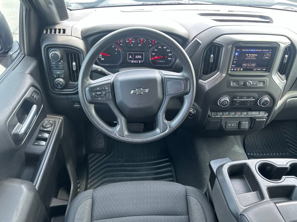 Used 2022 Chevrolet Silverado 1500 Custom Trail Boss AWD/4WD image 21