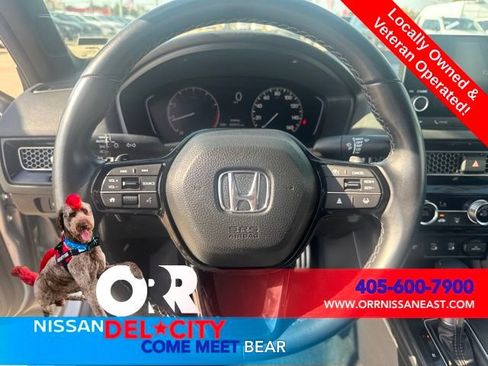 Used 2025 Honda Civic Sport image 17