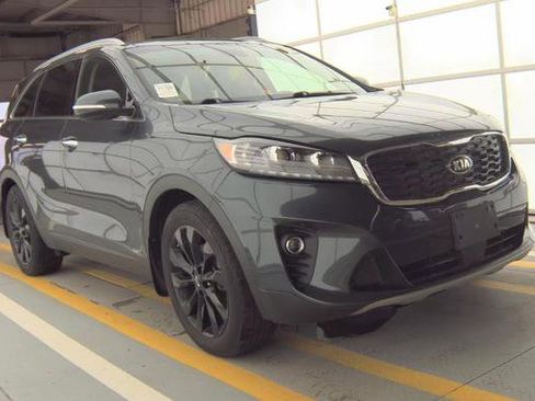 Used 2020 Kia Sorento EX image 2