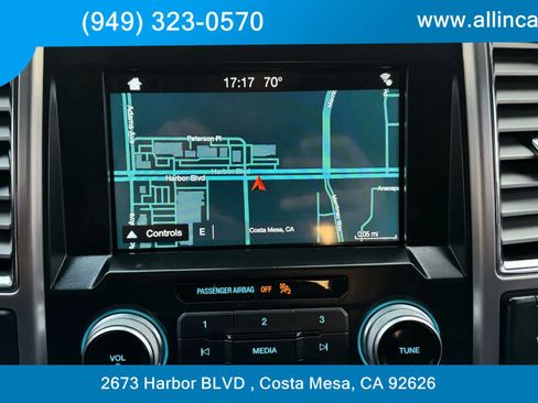 Used 2016 Ford F150 Platinum w/ Equipment Group 701A Luxury image 12