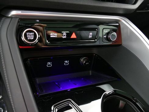 Certified 2025 Audi Q5 Premium w/ Premium Plus AWD/4WD image 20