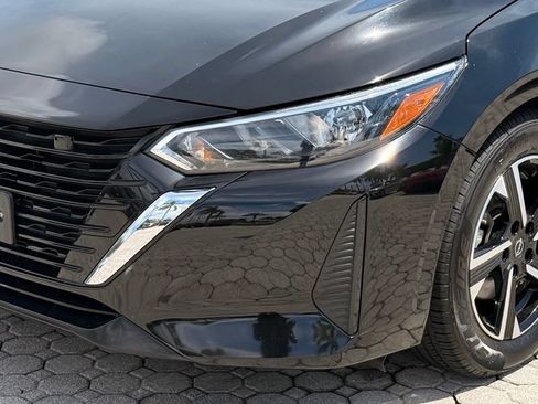 Used 2024 Nissan Sentra SV FWD image 14