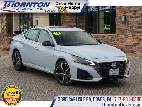 Used 2023 Nissan Altima 2.5 SR w/ SR Premium Package AWD/4WD image 1