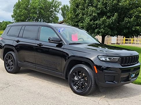 Used 2024 Jeep Grand Cherokee L Laredo image 7