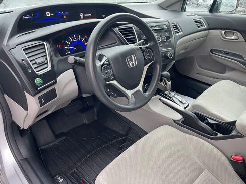 Used 2013 Honda Civic LX image 9