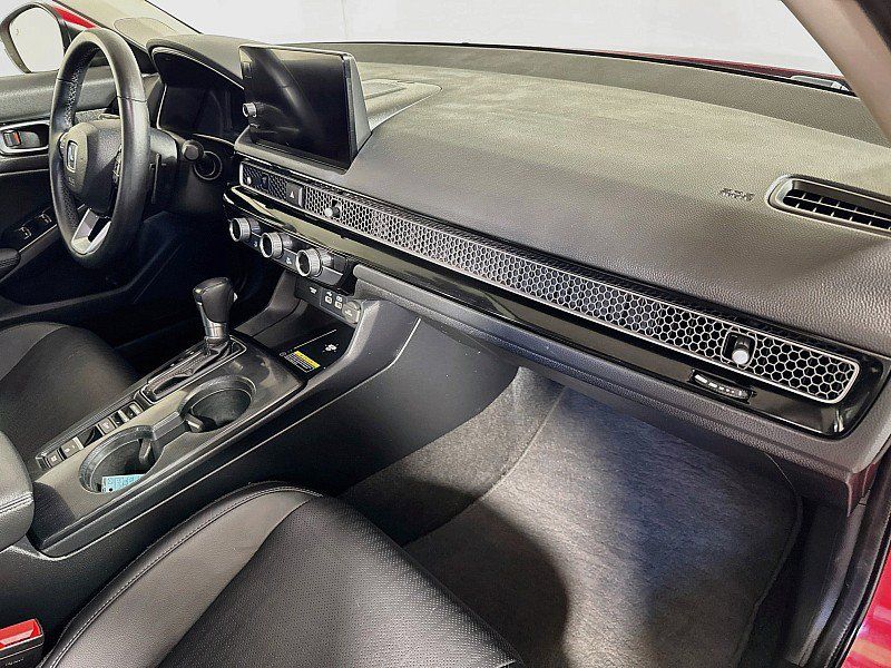 Used 2022 Honda Civic Touring image 29