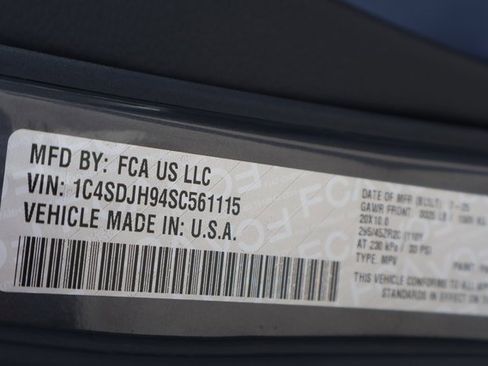 Used 2025 Dodge Durango SRT Hellcat w/ Black Package image 30