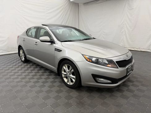 Used 2012 Kia Optima EX w/ Premium Pkg FWD image 4