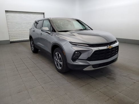 Used 2025 Chevrolet Blazer LT AWD/4WD image 13