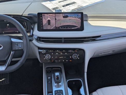 Certified 2027 INFINITI QX60 Luxe w/ Family Package FWD image 22
