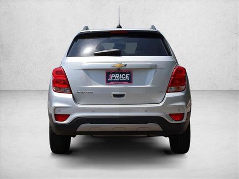 Used 2019 Chevrolet Trax LT w/ Driver Confidence Package AWD/4WD image 6
